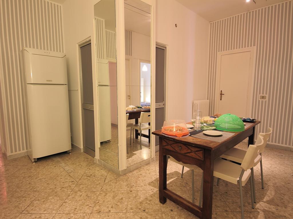 Guest House Stazione Centrale Bari Szoba fotó